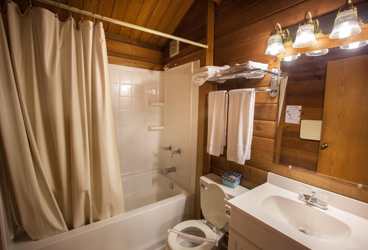 Lake Texoma Camping Resort Cabin 4 Willow Spring エクステリア 写真